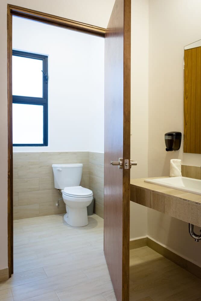 Nomads Party Hotel & Hostal — 30