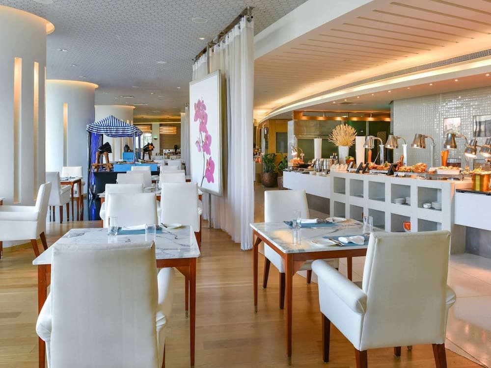 Raffles Dubai — 13