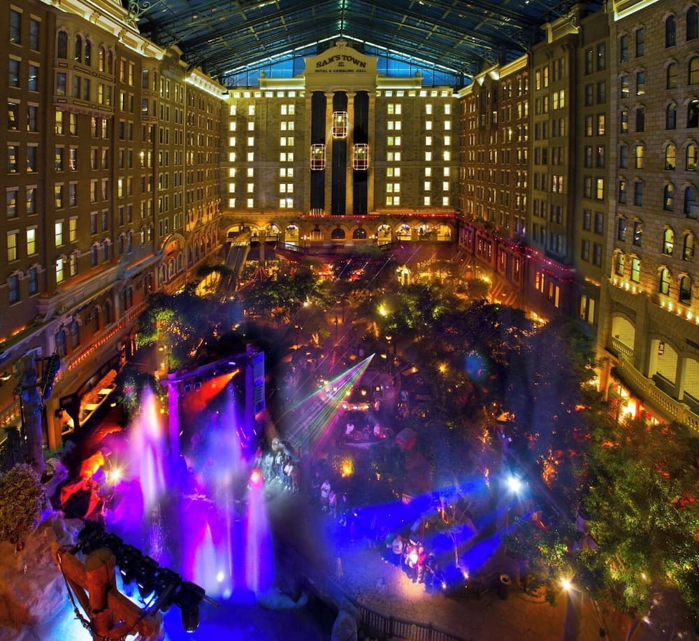 Sam's Town Hotel & Gambling Hall — 1