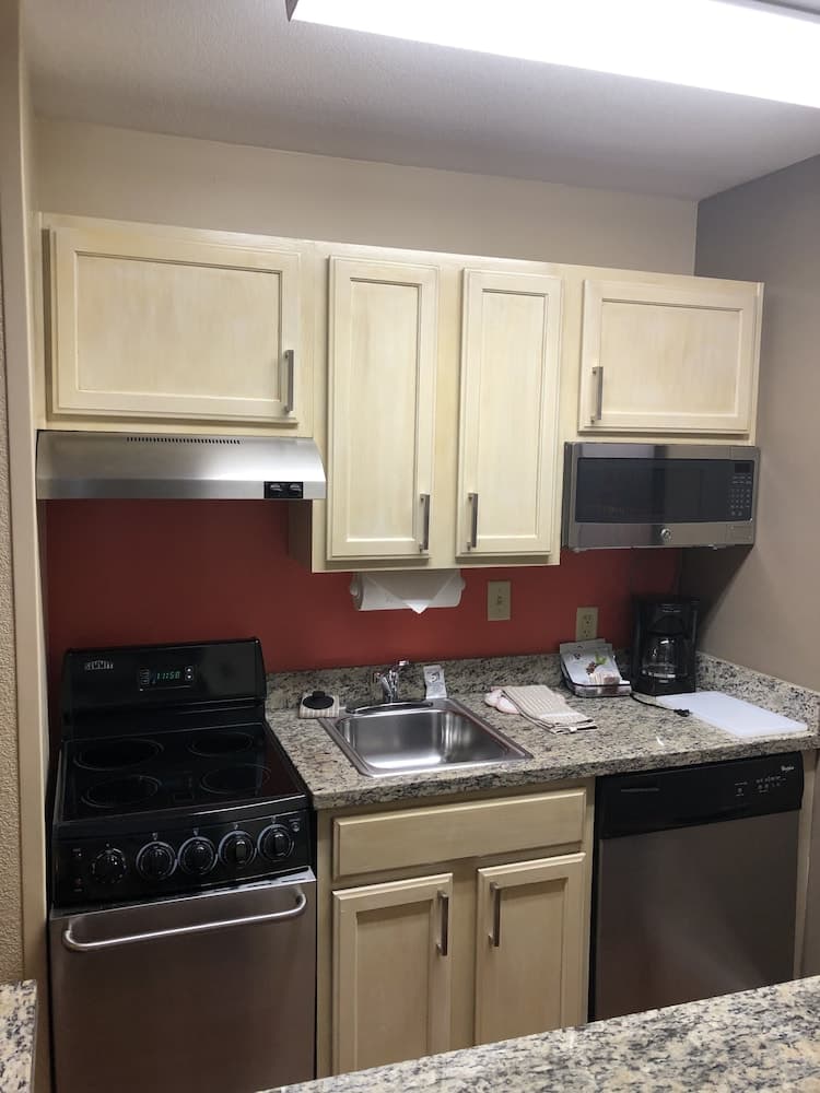 MainStay Suites Tampa Moffitt-USF — 13