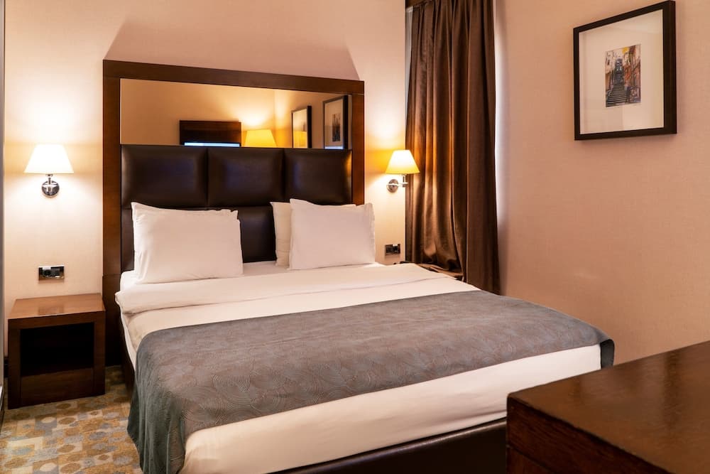Hotel Midtown Istanbul — 13