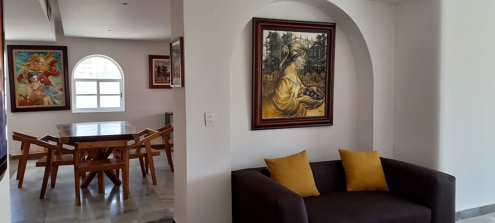 Hotel y Museo Casa Turquesa — 16