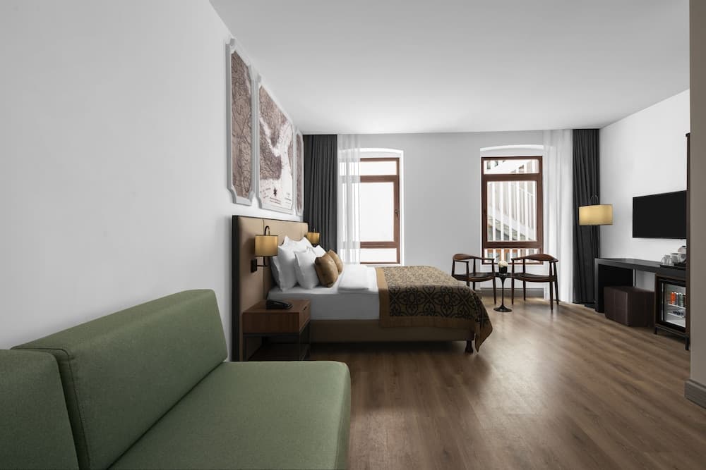Akka Suites Taksim — 21