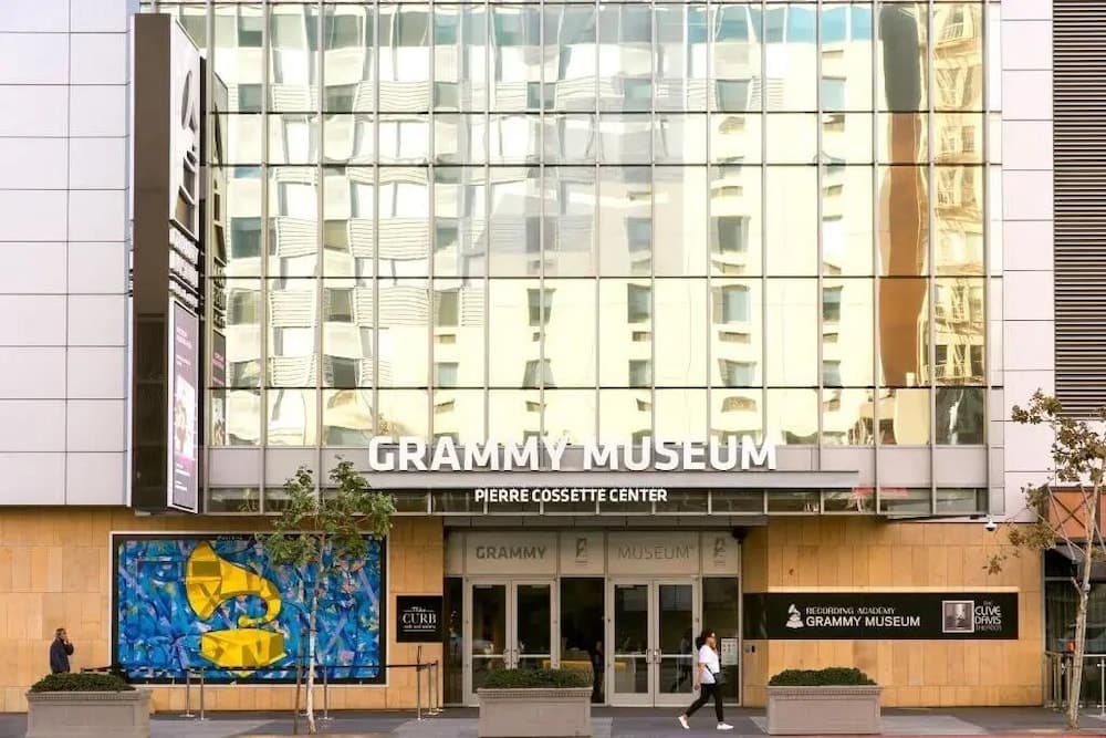 The O Hotel, Trademark Collection by Wyndham — 3