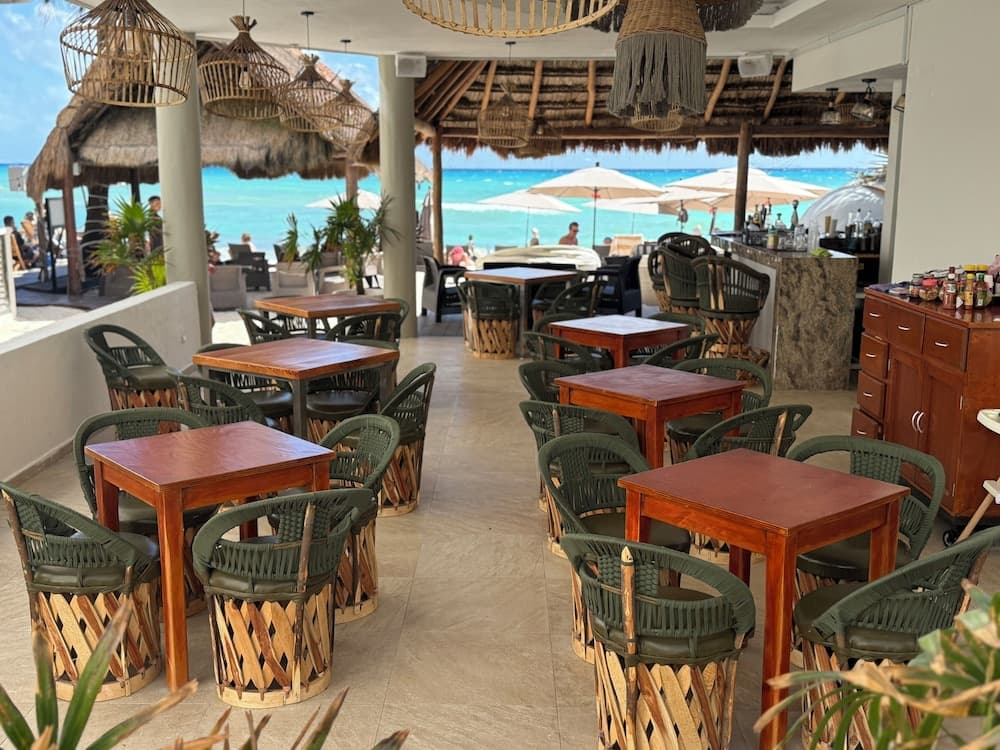 Luciana Hotel & Beach Club — 6