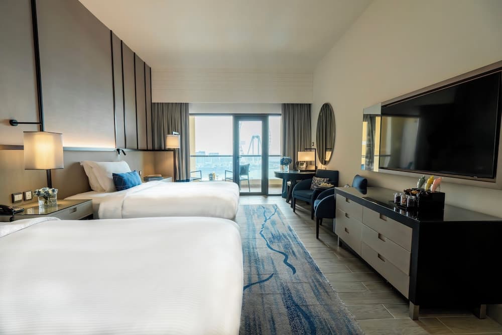 Amwaj Rotana, Jumeirah Beach - Dubai — 23
