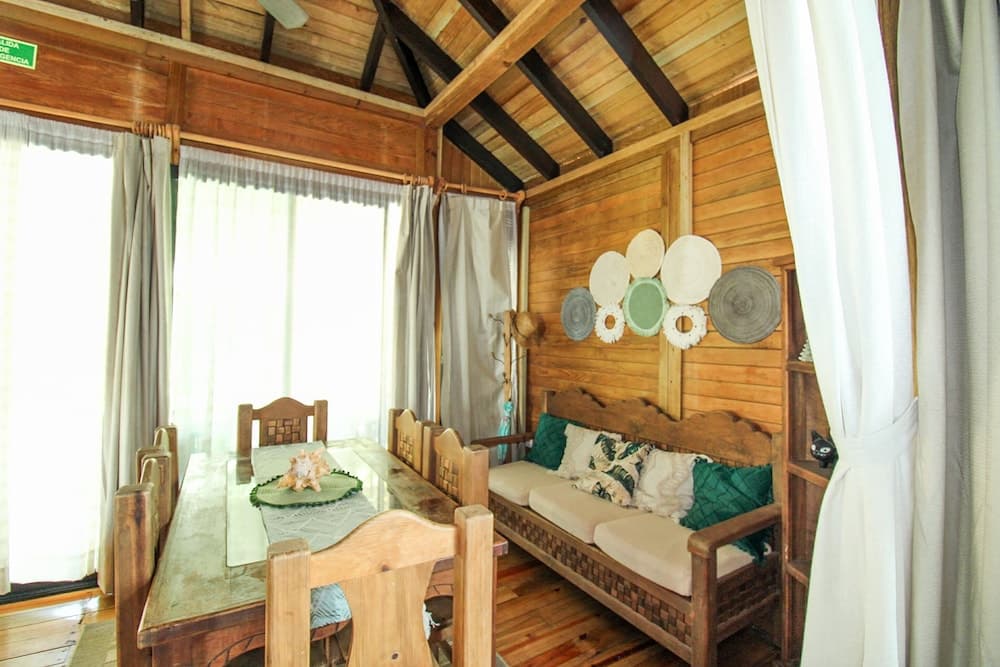 Alicat Villas — 16