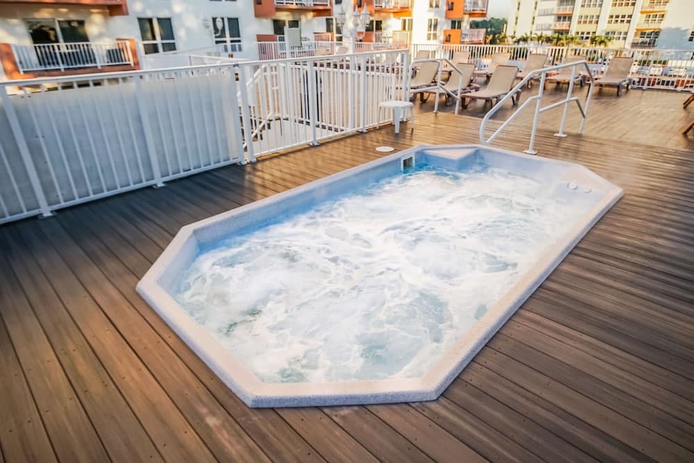 Fort Lauderdale Beach Resort by Vacatia — 17