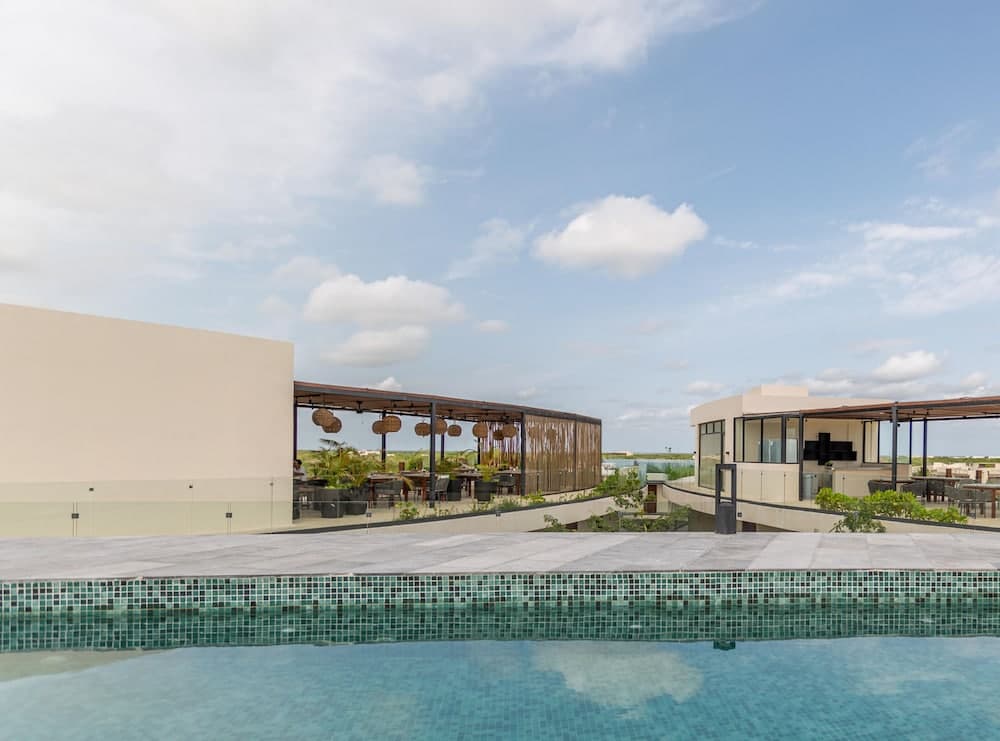 Mistiq Gardens — 9
