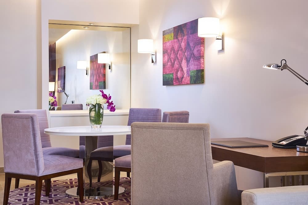 Mercure Dubai Barsha Heights Hotel Suites und Apartments — 7