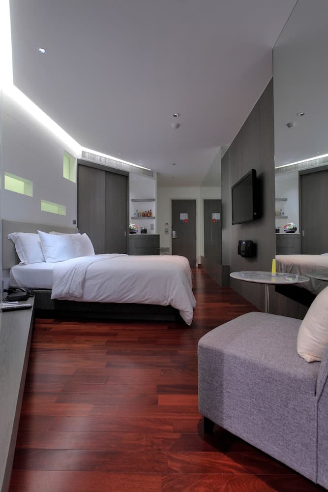 Hotel LiT BANGKOK — 11