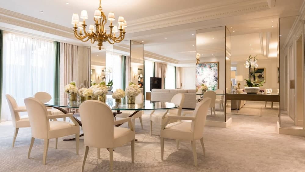 Four Seasons Hotel George V — 23