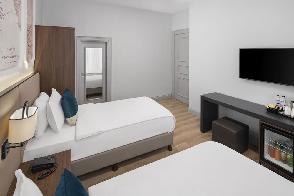 Akka Suites Taksim — 5