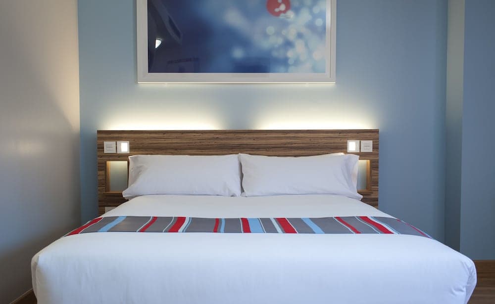 Travelodge Barcelona Poblenou — 16