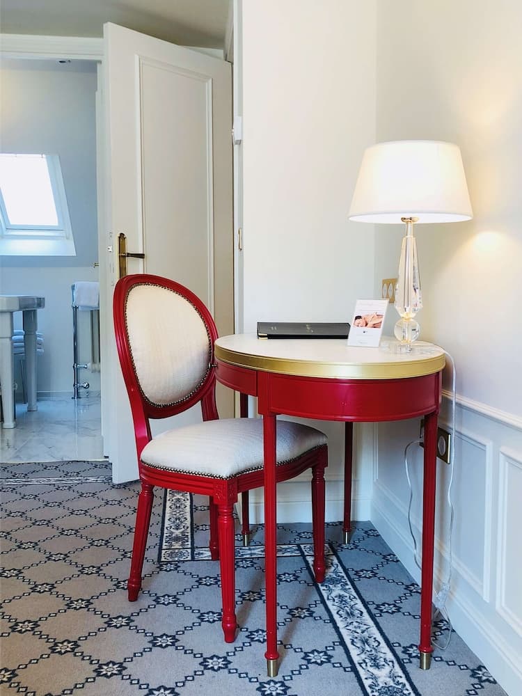 Hotel Mayfair — 21