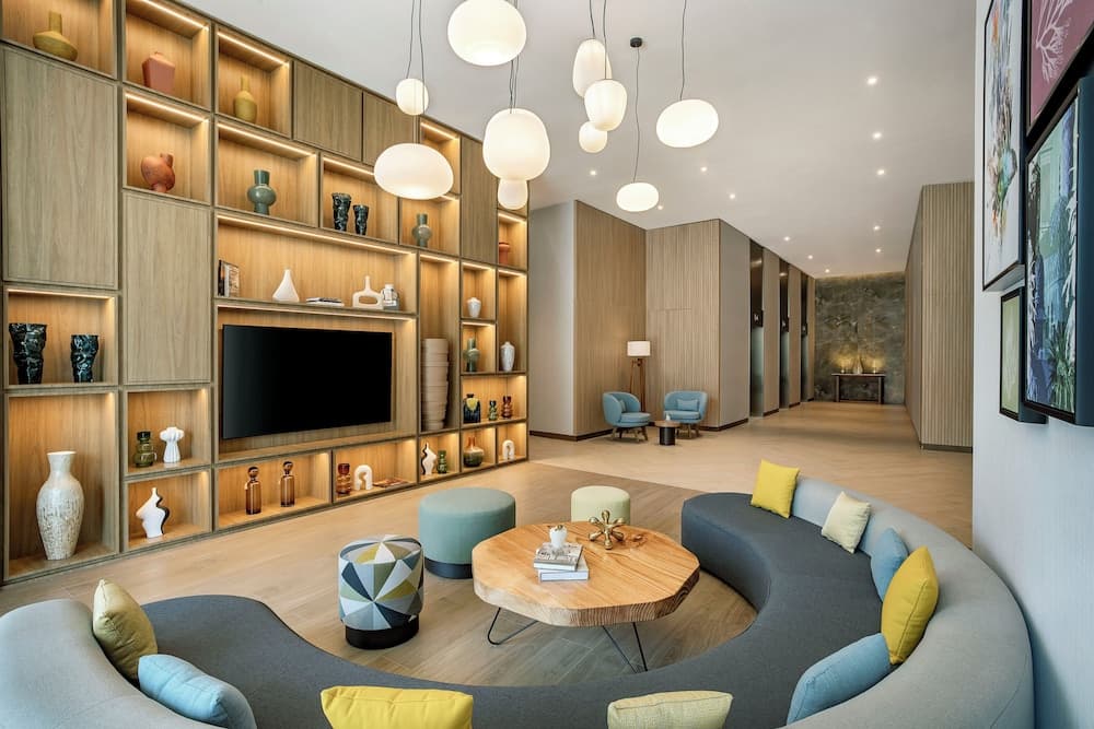 Hilton Garden Inn Dubai Business Bay — 17