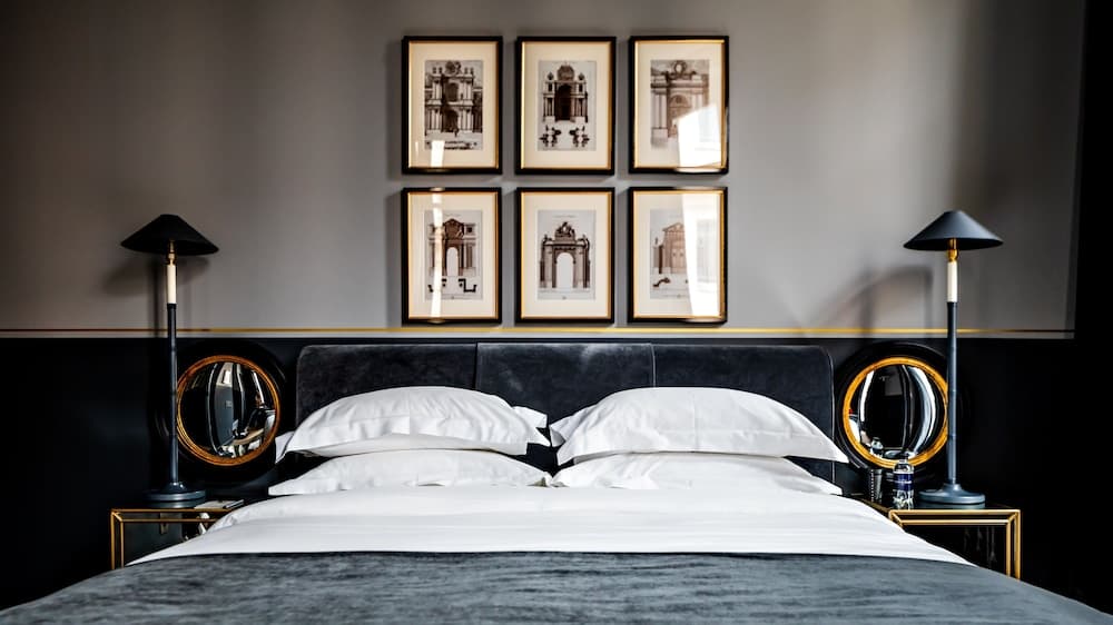 Monsieur George Hotel & Spa – Champs Elysées — 19