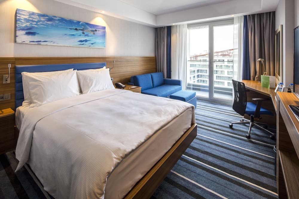 Hampton by Hilton Istanbul Kurtkoy — 10