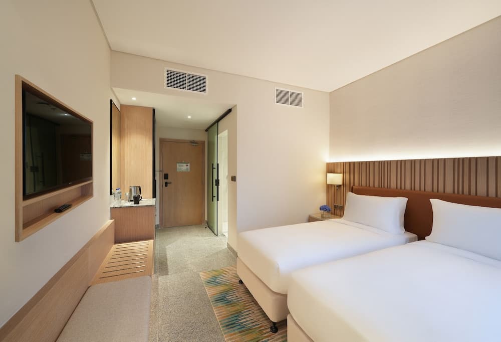 Arabian Park Dubái, un Hotel Edge by Rotana — 6
