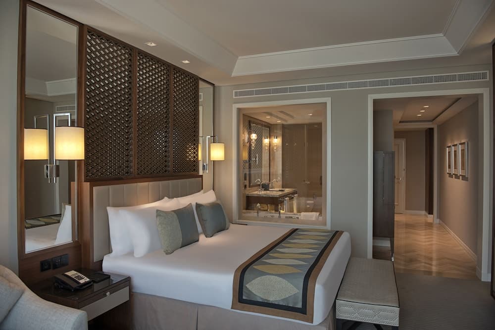 Taj Dubai — 14
