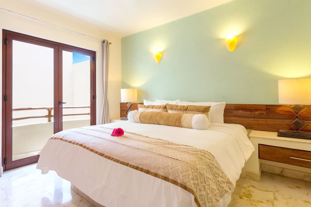 Maya Villa Condo Hotel & Beach Club — 12
