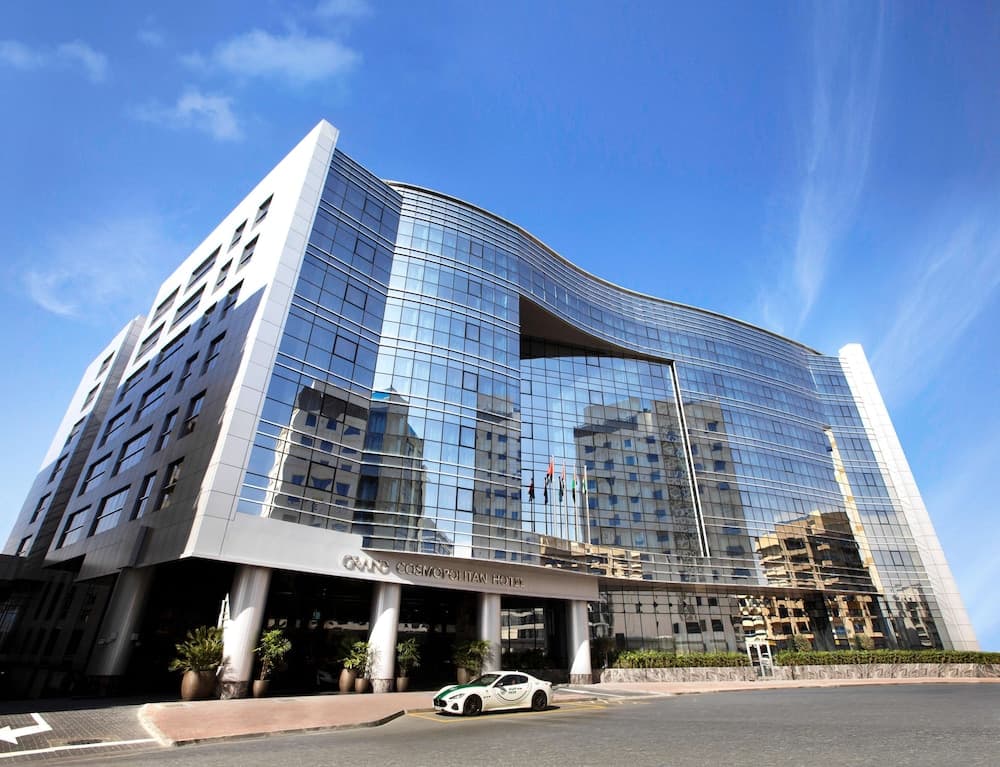 Grand Cosmopolitan Hotel — 1