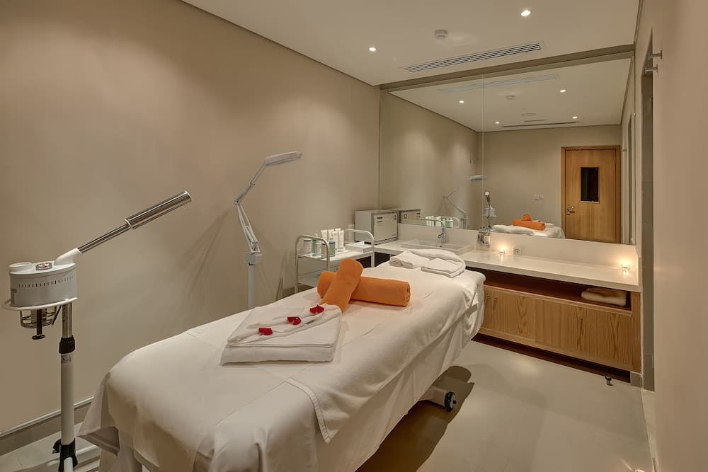 Al Khoory Atrium Hotel — 9