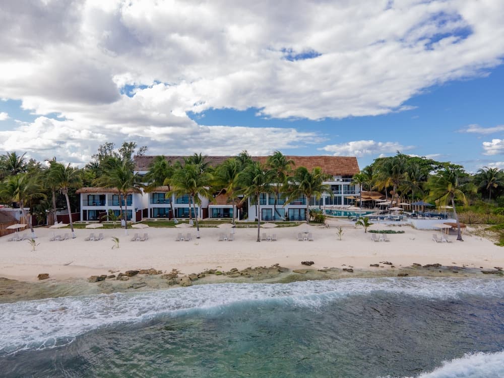 The Beachfront by The Fives Hotels  À la Carte - Nur für Erwachsene — 1