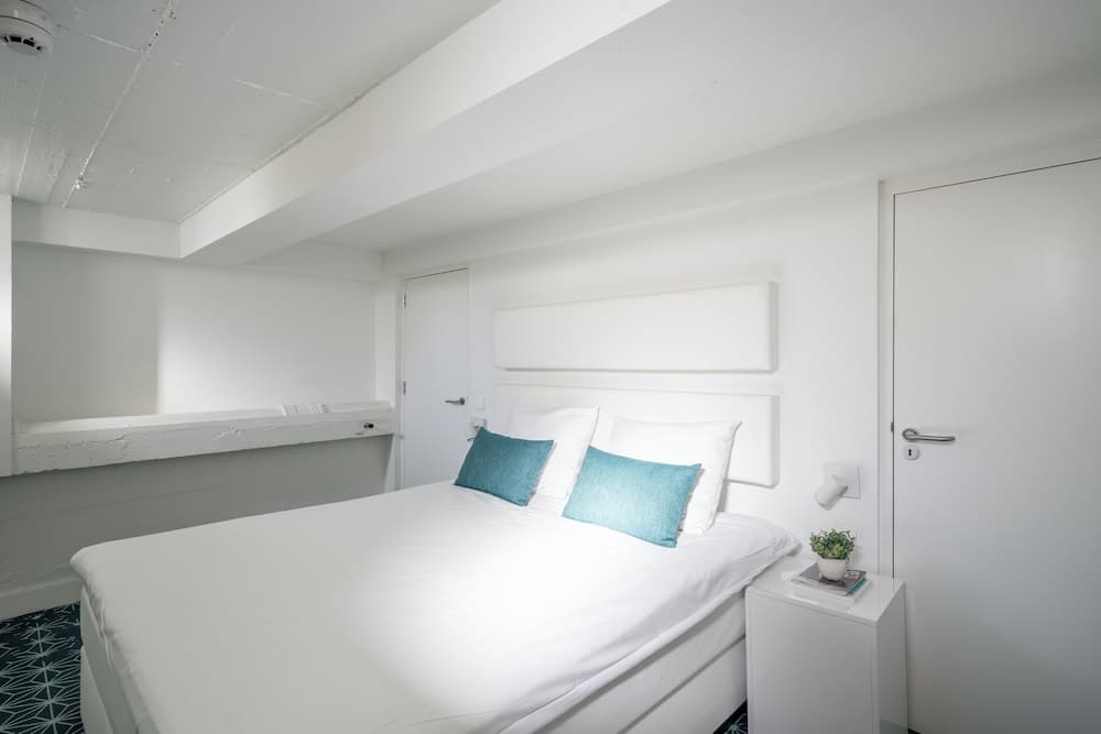 YAYS Amsterdam Salthouse Canal por Numa — 27