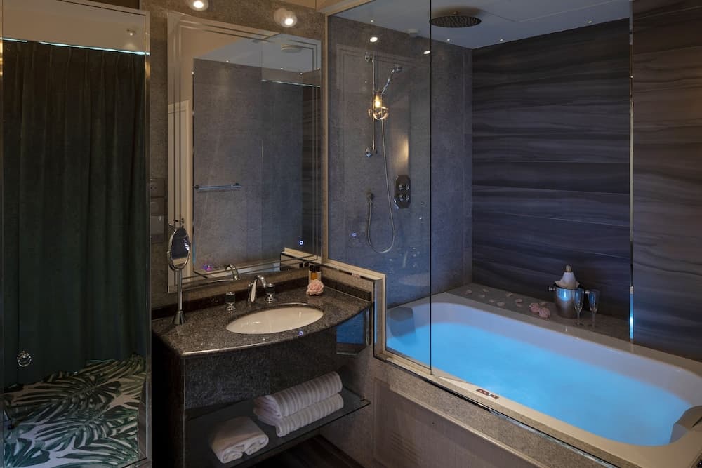 Paris j'Adore Hotel & Spa — 25
