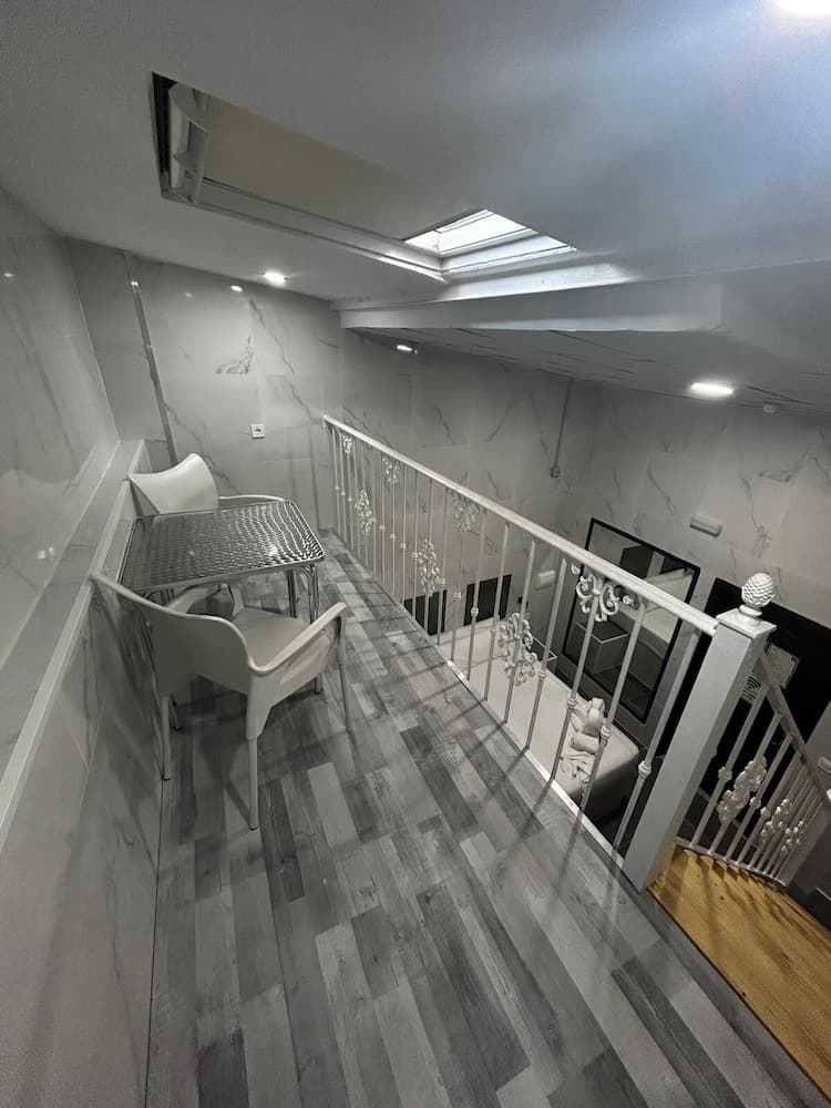 Hostal Avenida Andalucía — 12