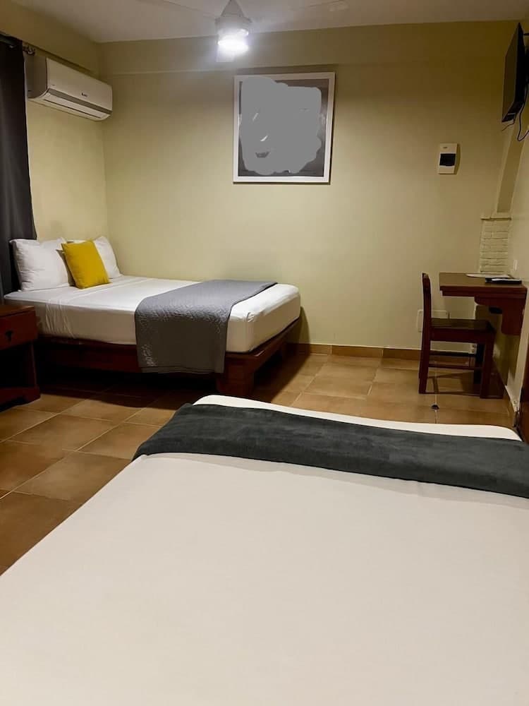Hotel Yamilí — 4
