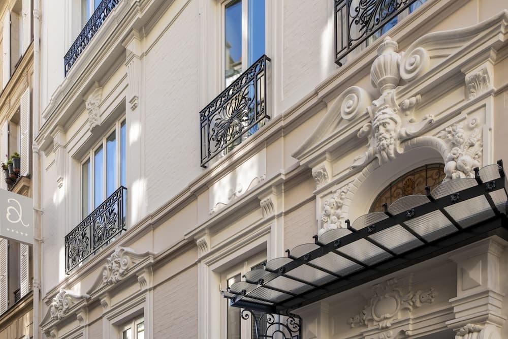 Paris j'Adore Hotel & Spa — 1