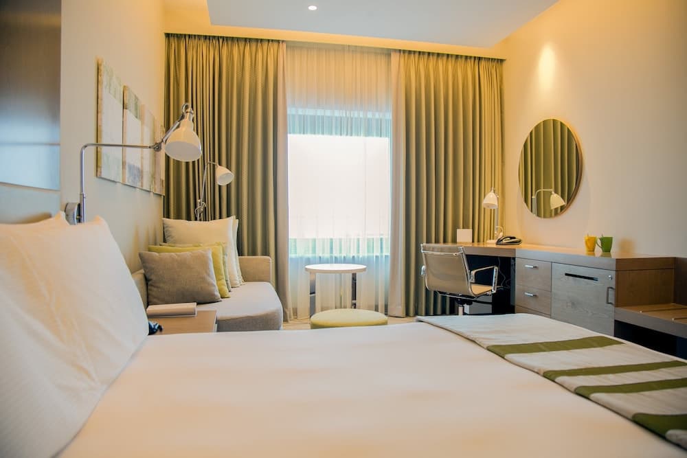 Holiday Inn &amp; Suites Dubai Festival City, un hotel IHG — 30