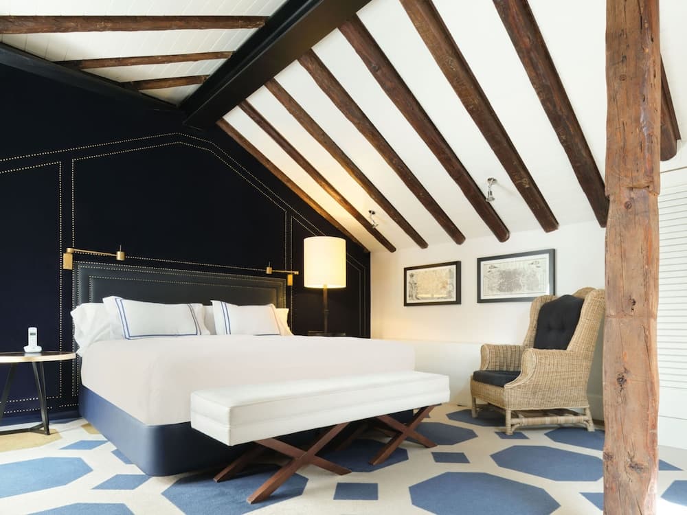 Only YOU Boutique Hotel — 28
