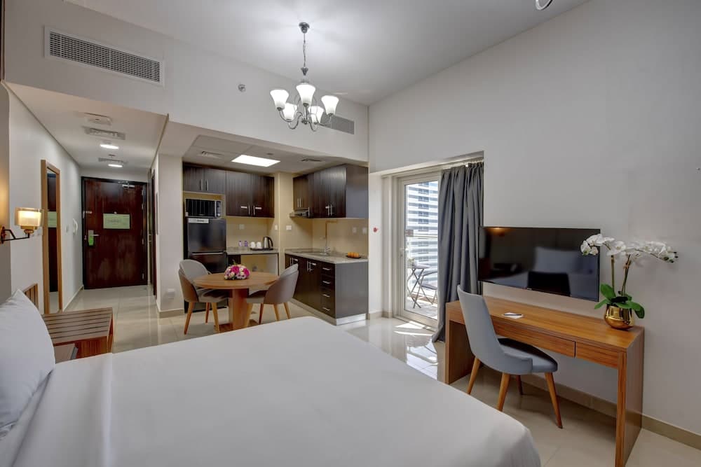 Royal Regency Suiten — 13
