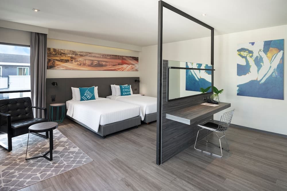 Cross Vibe Sukhumvit Hotel — 27