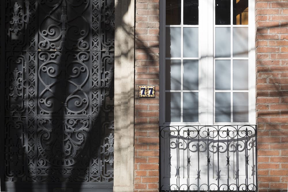 El Patio 77 — 5