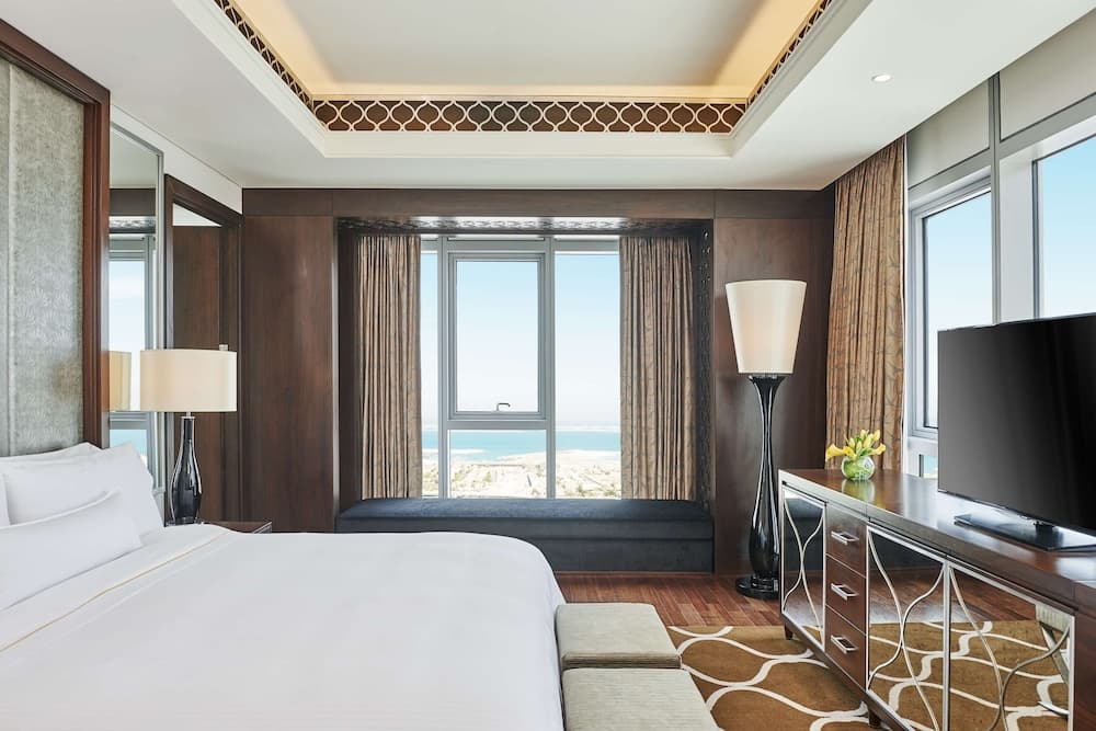 Hilton Dubai Al Habtoor City — 16