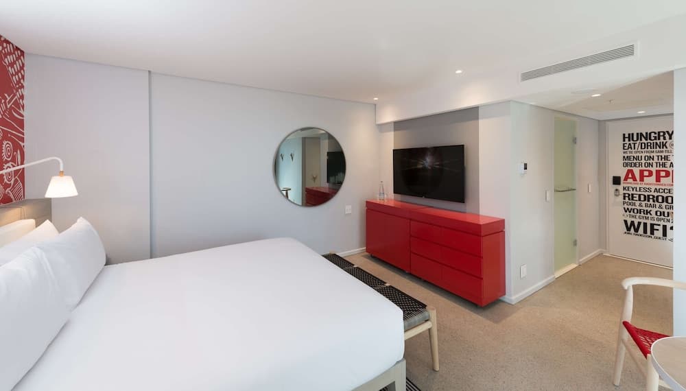 Radisson RED V&A Waterfront, Cape Town hotel, Silo 6, South Arm Road, V&A Waterfront, Cape Town, Western Cape, 8001, South Africa — photo 9