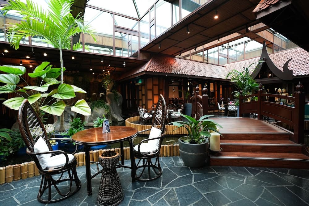 Mövenpick Grand Al Bustan Dubai — 24