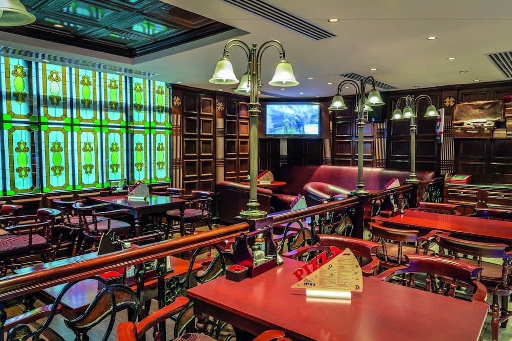 Swissôtel Al Murooj Dubái — 19