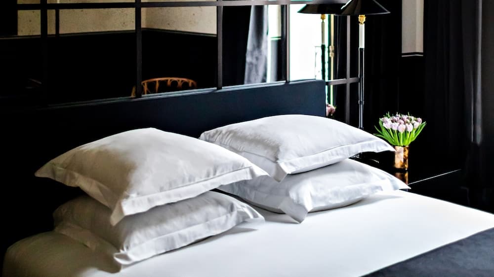 Monsieur George Hotel & Spa – Champs Elysées — 20