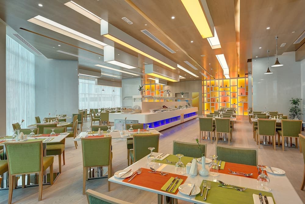 Al Khoory Atrium Hotel — 18