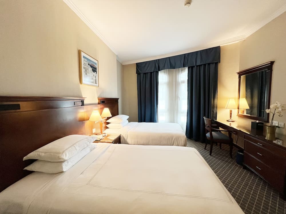 Swissôtel Al Murooj Dubái — 28