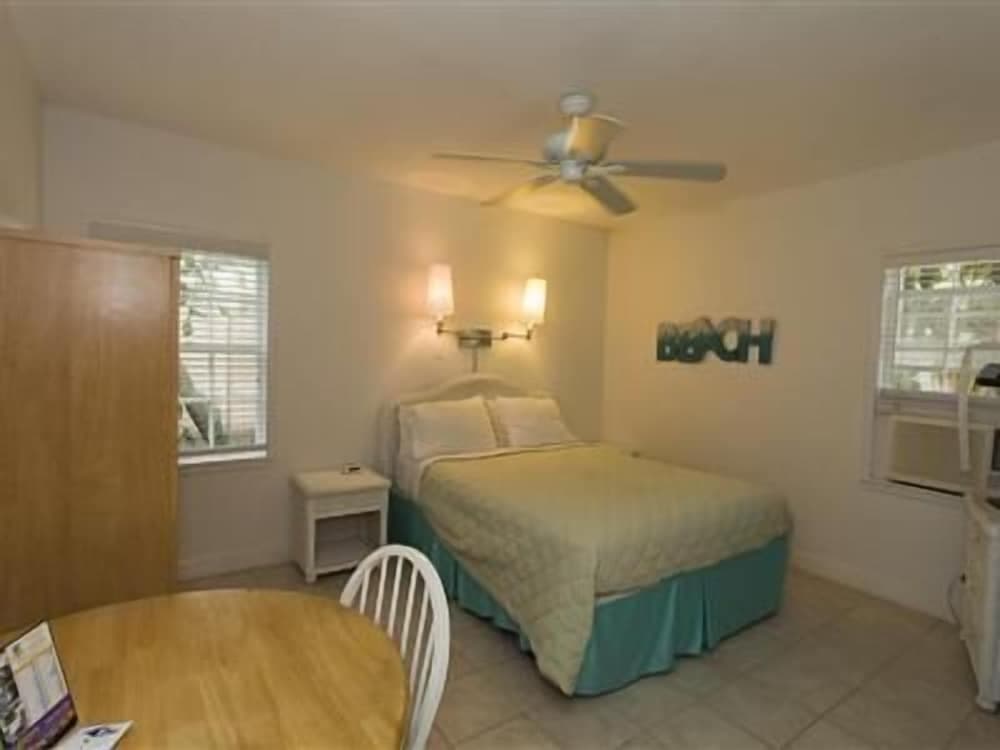 La Casa Del Mar — 20