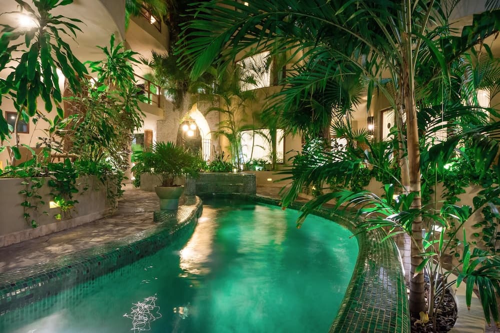 Maya Villa Condo Hotel & Beach Club — 10