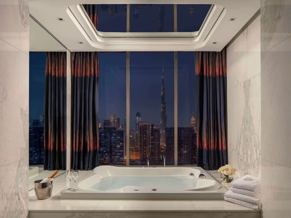Hyde Hotel Dubai — 16