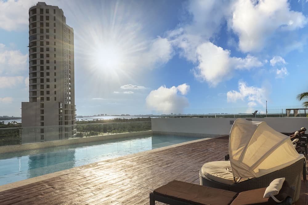 Suites Malecon Cancun — 5
