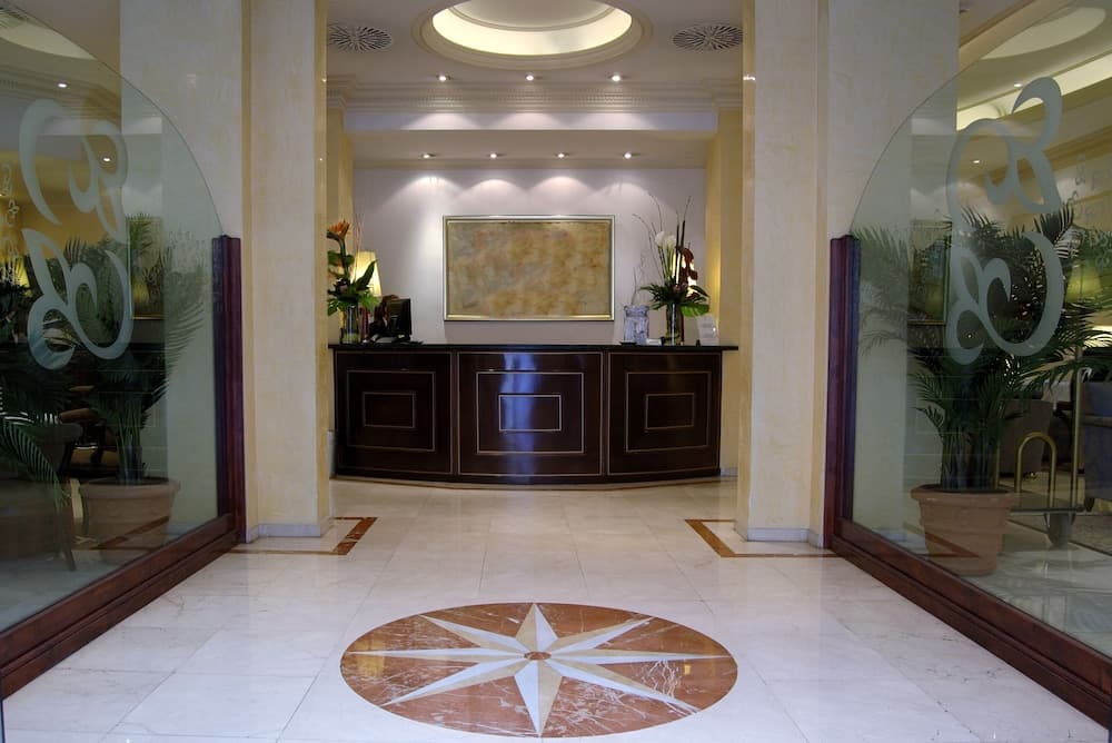 Hotel Roger de Lluria Barcelona — 5